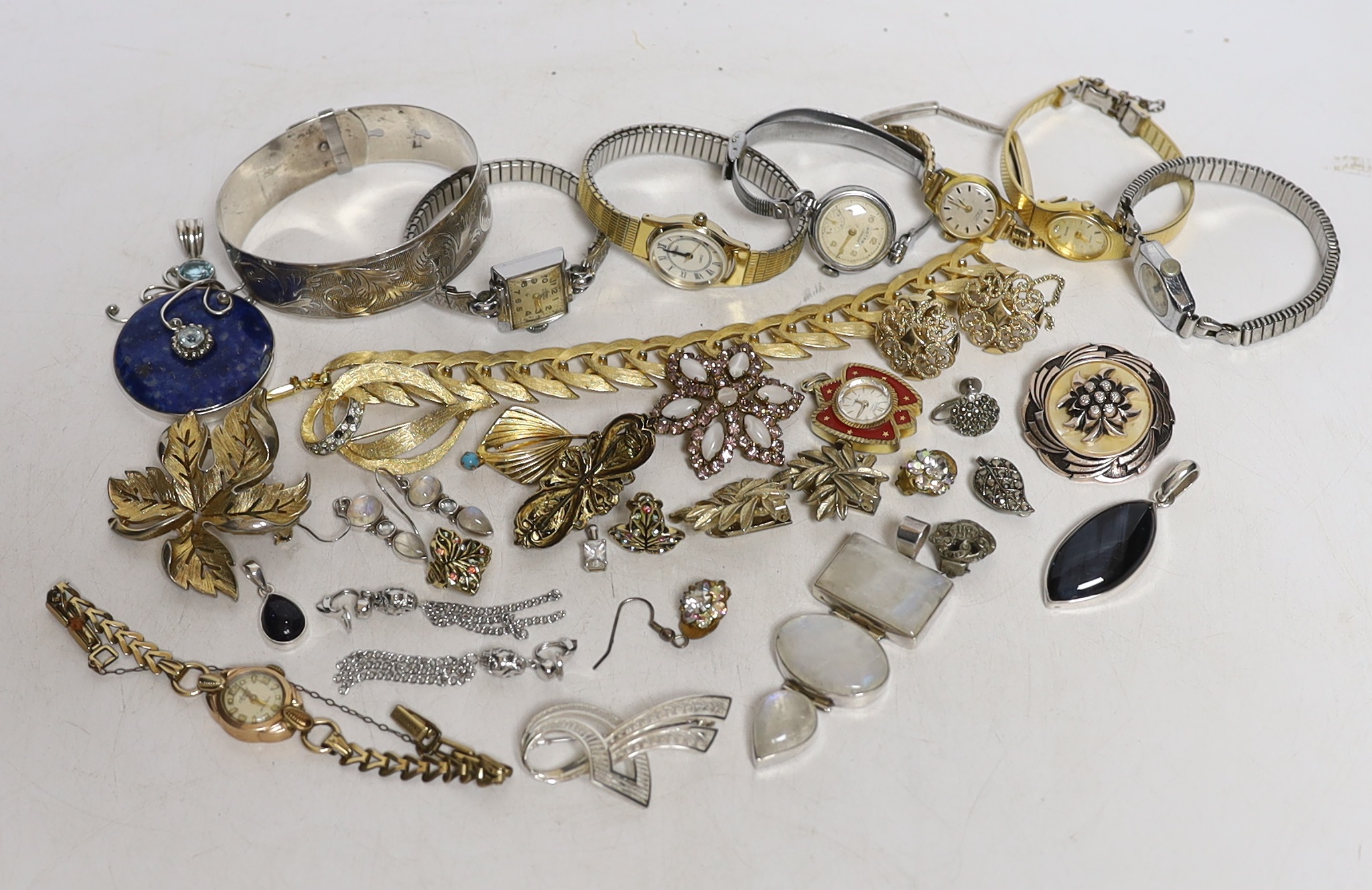 A mixed group of wrist watches including Rotary and 9ct gold Accurist and jewellery including 925 and costume.